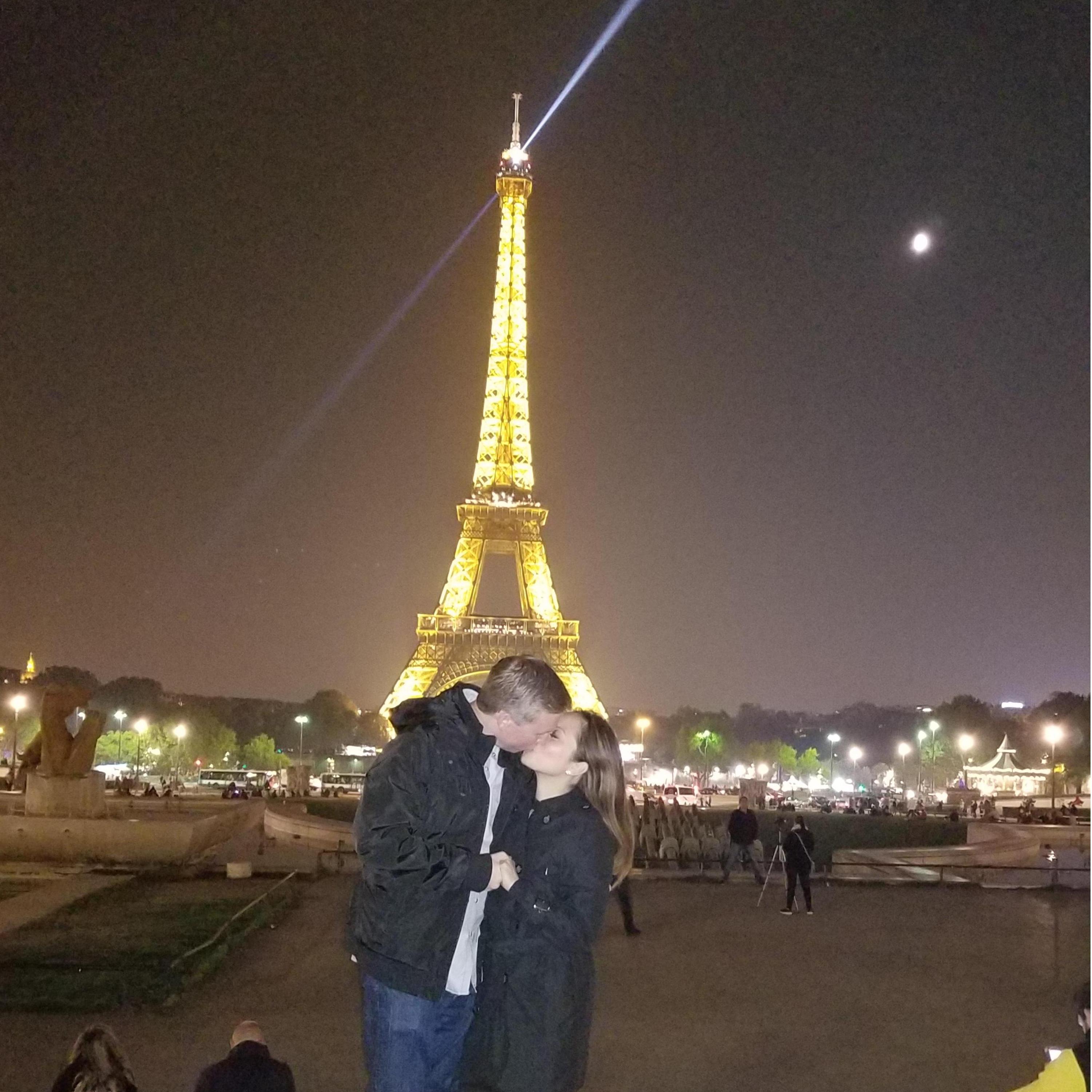 Eiffel Tower @ night ❤️