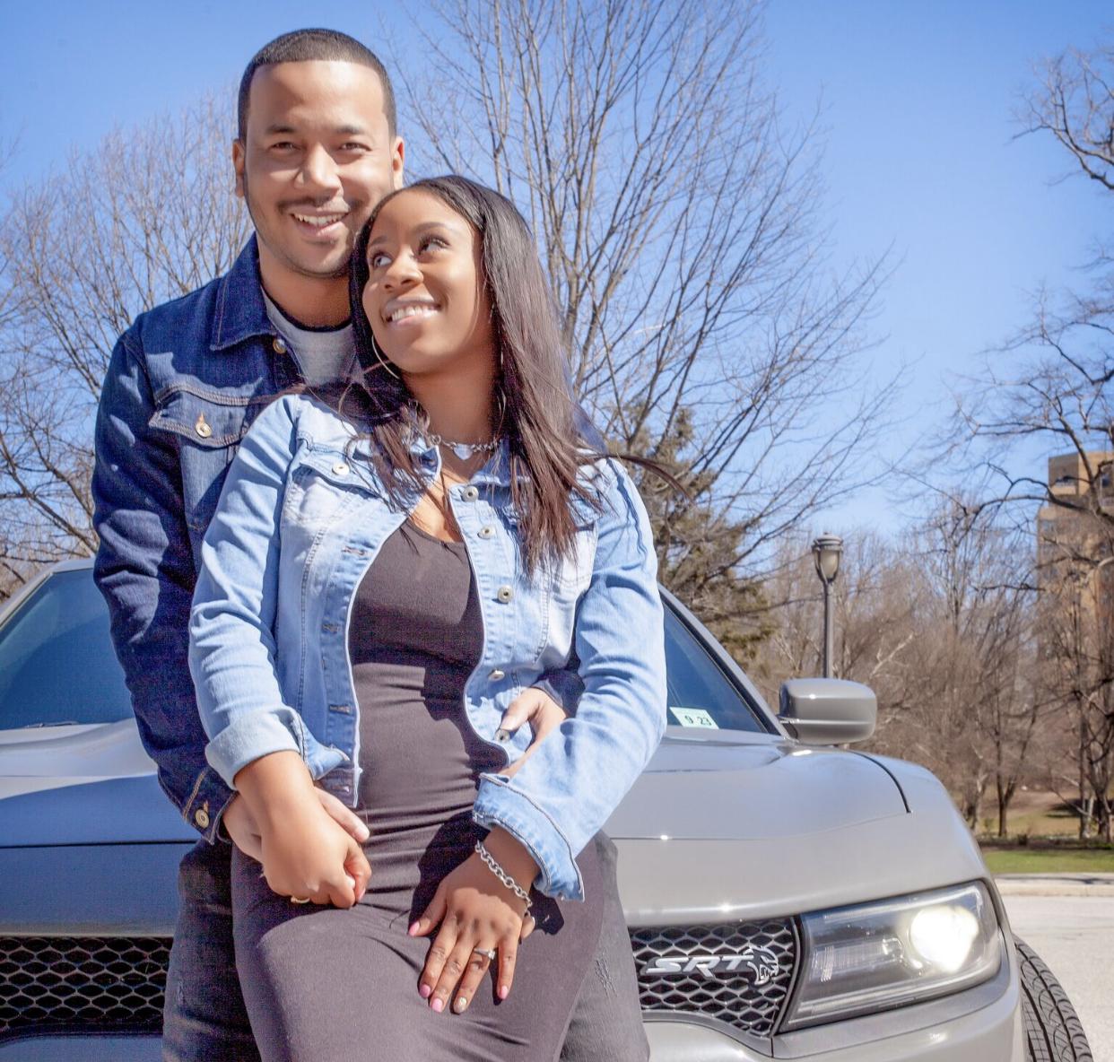 The Wedding Website of Raisa Griffth and Christopher Stephens