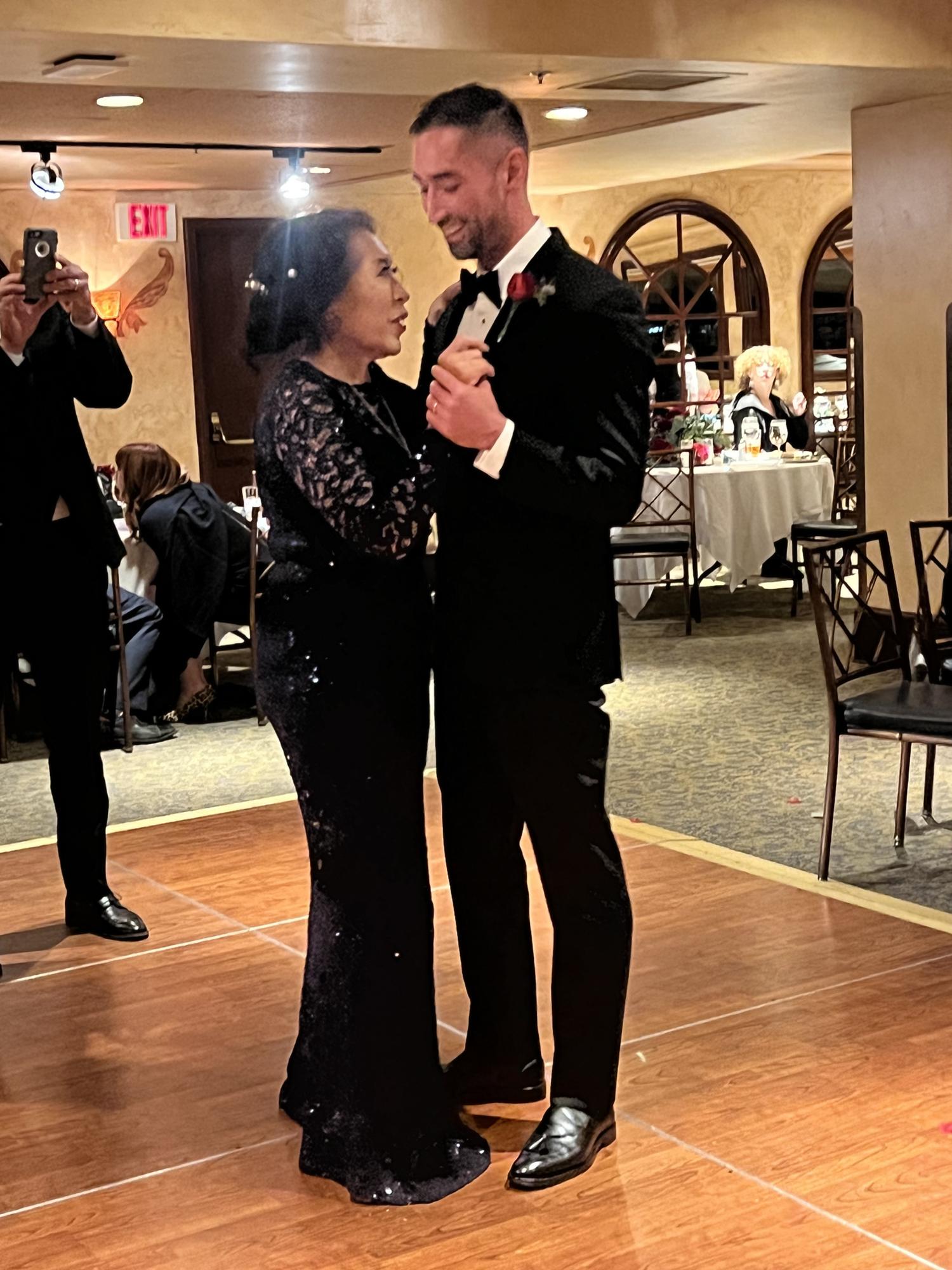 Mother/son dance