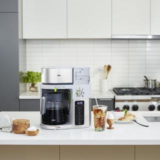 Multiserve Coffee Maker With Hot Water Spout
