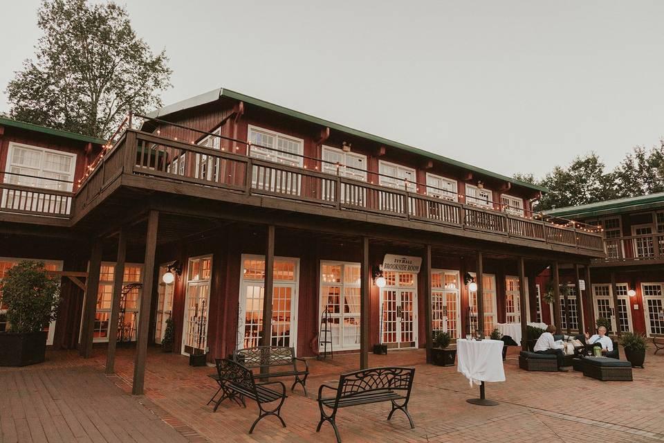 The Wedding Website of Isaura Carvajal and Jake Pivnik