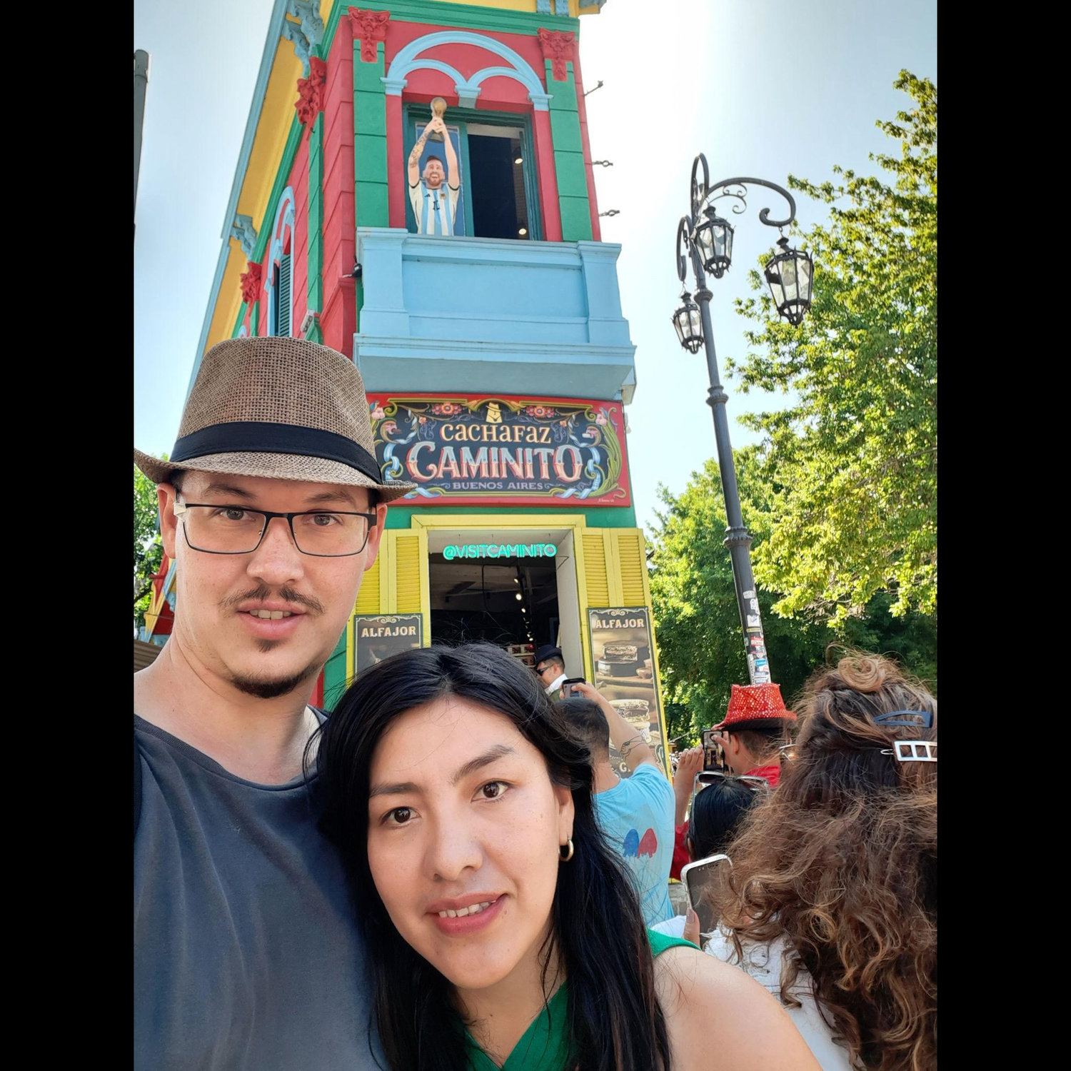 Con Messi en el Caminito, Argentina