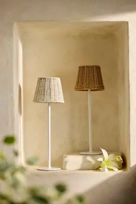 Wicker Solar Table Lamp