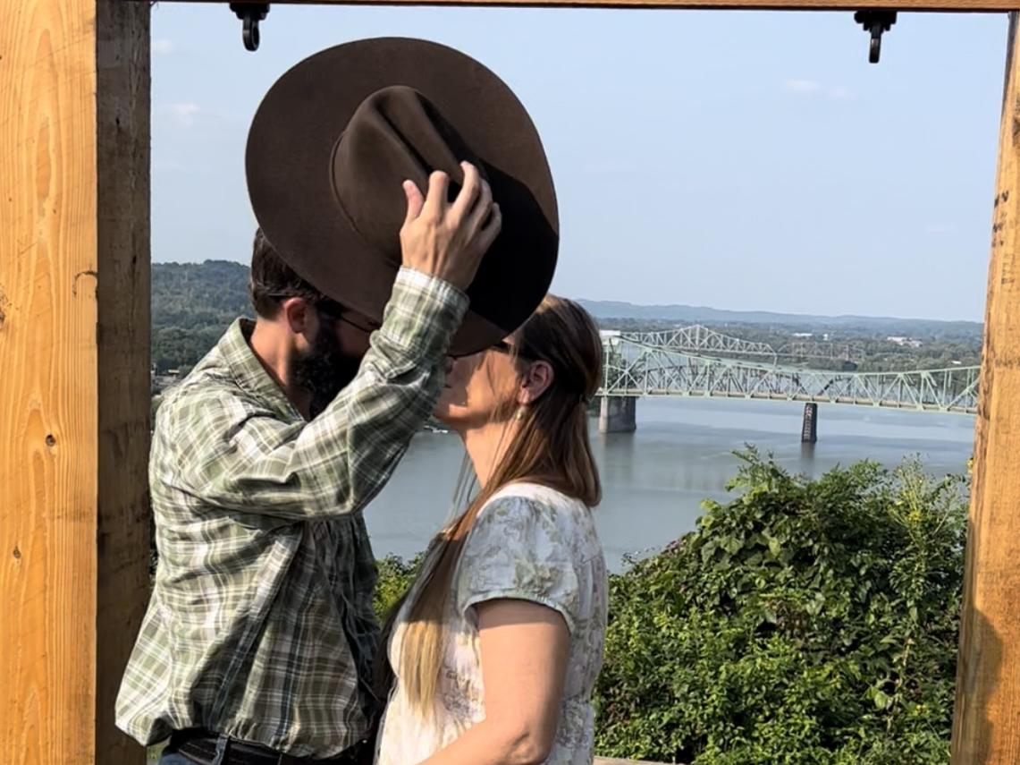 The Wedding Website of Jonna Lee and Zack Blevins