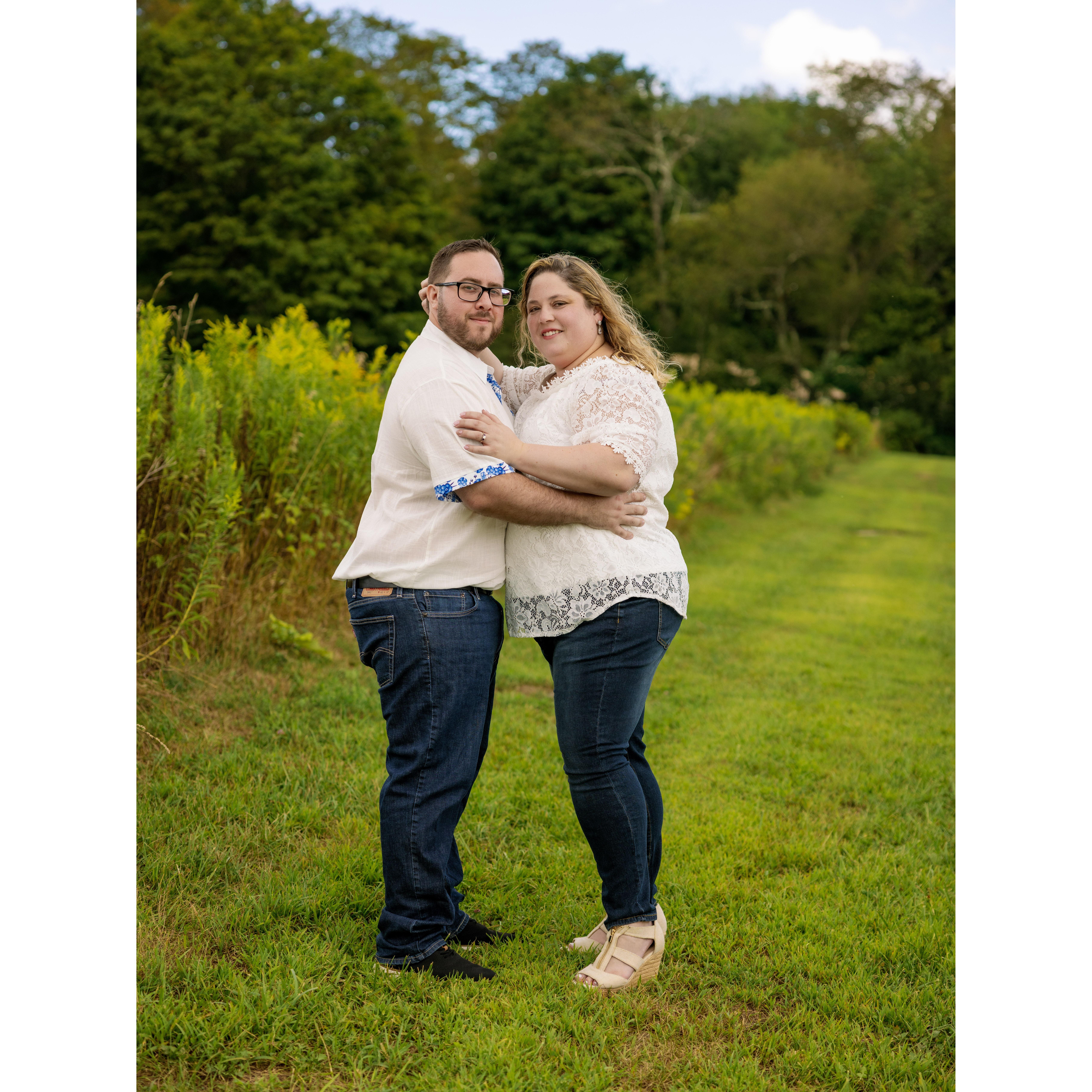 Engagement Session-Gilbertsville Farmhouse