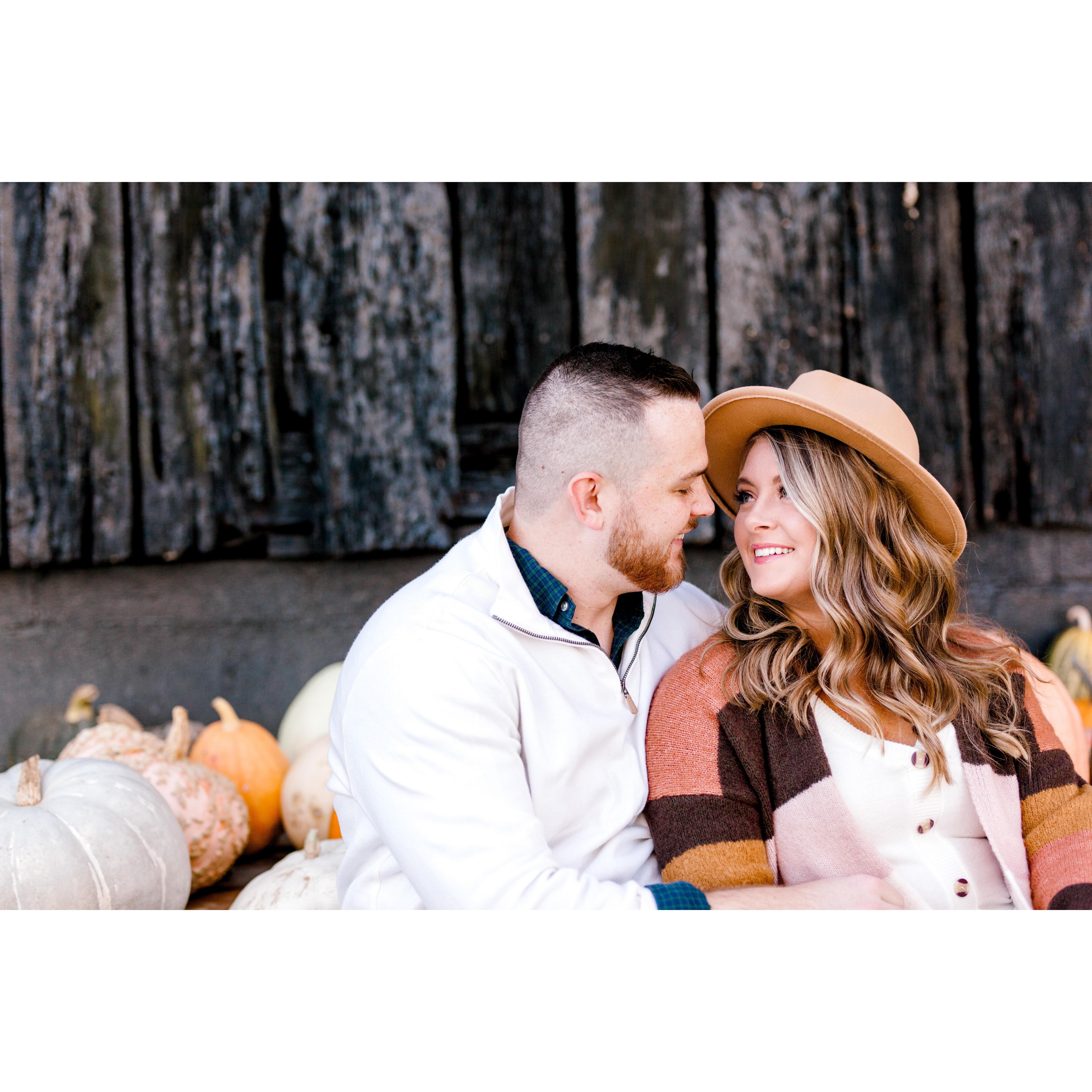 Engagement picture by Ameroy Photography