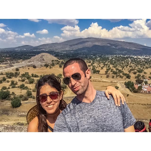 Atop the Sun pyramid of Teoteuacan!