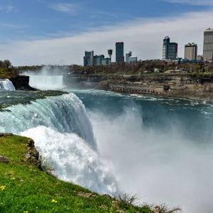Niagara Falls Honeymoon