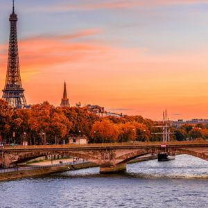 Honeymoon: Dinner for 2 in Paris