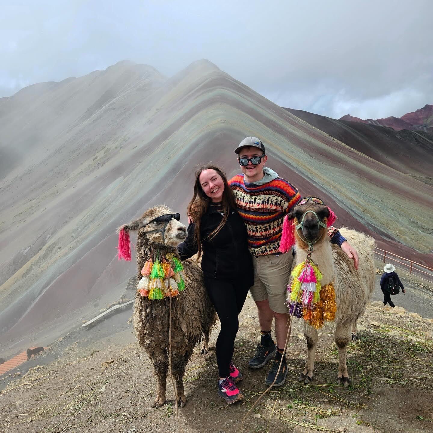Peru trip 2024, featuring Vinicunca and llama friends