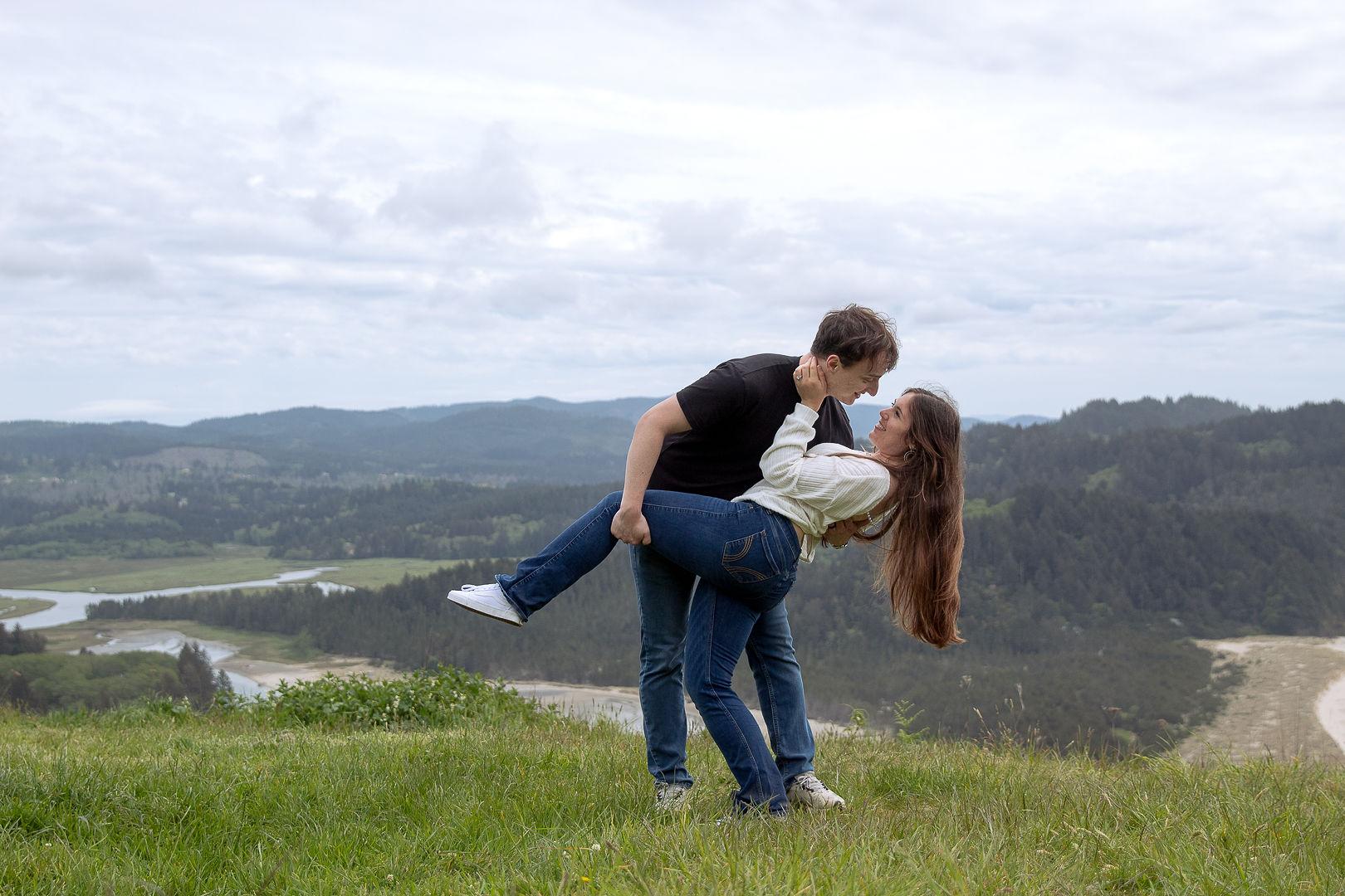 The Wedding Website of Ashlyn Muzechenko and Justin DeMott