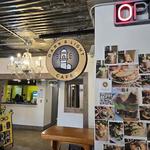 Dark & Light Cafe