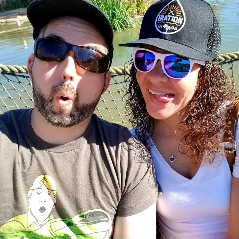 The zoo is one our favorite date spots!