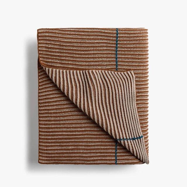 Organic Two Tone Rib Knit Throw (Bone and Tobacco)