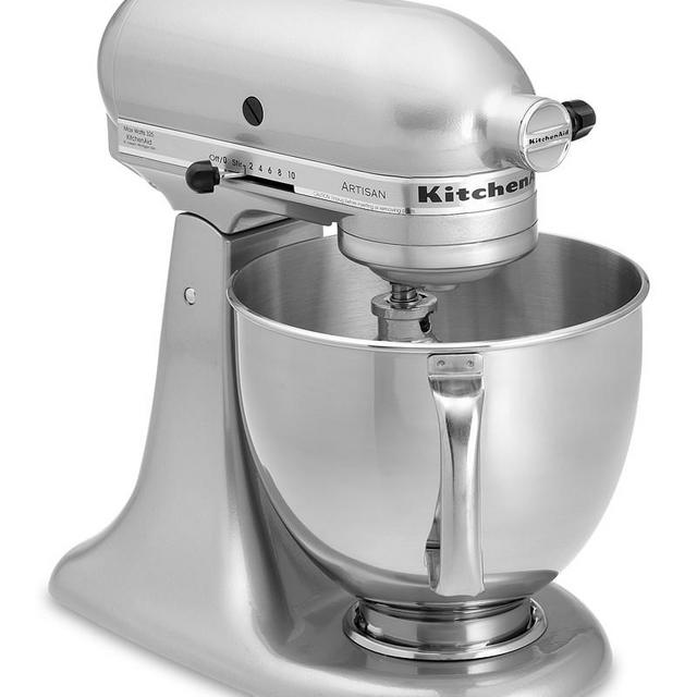 KitchenAid Artisan Stand Mixer, Metallic Chrome