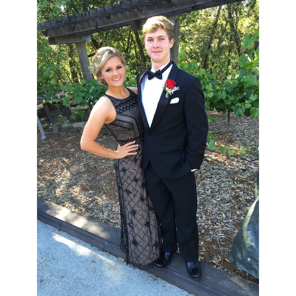 Prom (2015)