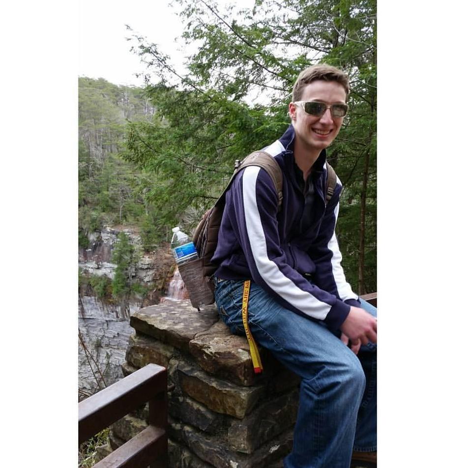 Hiking at Fall Creek Falls