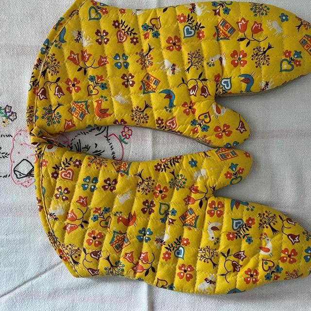 Vintage Oven Mitt: Set Two Bright Yellow Dutch Pattern Country House Mid Century House Tulip Flower Tree Bird Spring Summer with Hang Loop