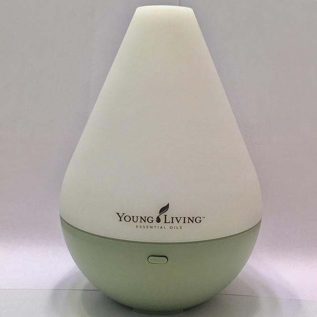Young Living Essential Oil Home Ultrasonic Diffuser with Dew Drop Design Tear Drop