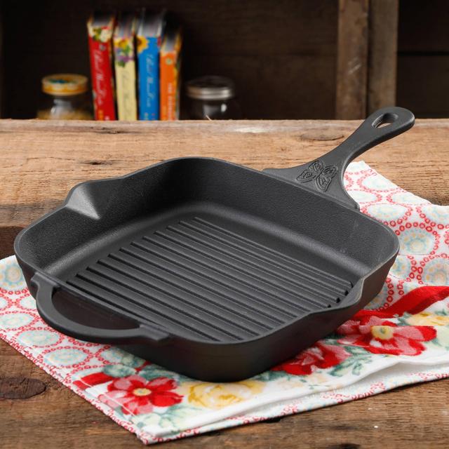 The Pioneer Woman Timeless Pre-Seasoned Plus 10.25" Cast Iron Grill Pan