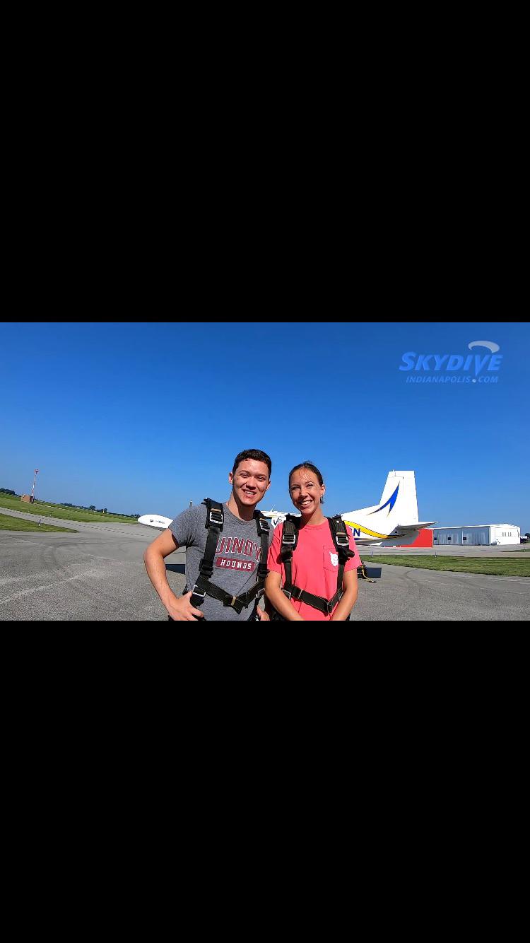 Do you know any other couples who went skydiving for their first date? Didn't think so ;)