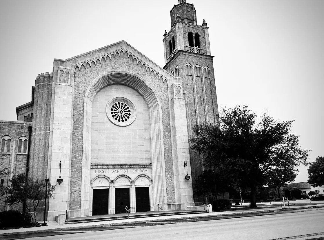 The Wedding Website of Kylee Washington and Davy Hernandez