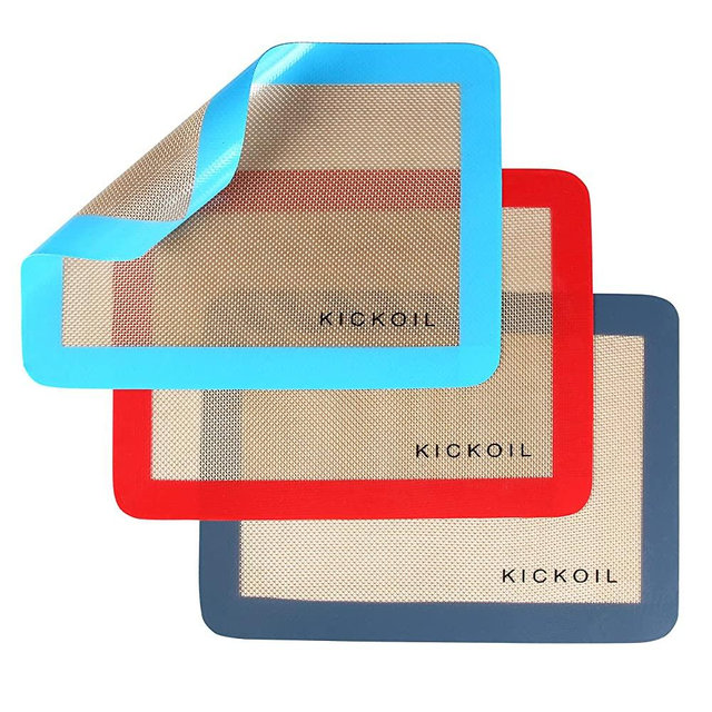 KICKOIL Small Silicone Baking Mats Quarter Sheet Baking Mats Non Stick Silicone Liners, BPA Free, Professional Grade Silicon Baking Sheet for Cookies, Macarons & Pastry, Toaster Pad Set of 3 Pack