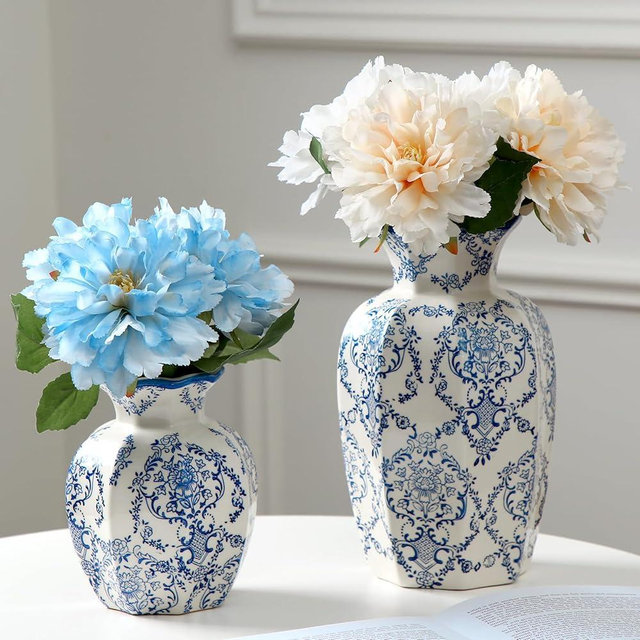 AceOrbit 2 Pcs Vintage Chinoiserie Vase Retro Ceramic Flower Vase Rustic Farmhouse Vases for Home Decor Living Room Kitchen Bedroom and Shelf (One Large 9.5'' Plus One Small 6'')