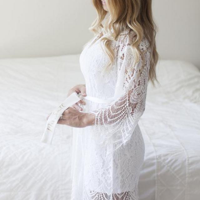 Personalized bride robe, bridal robe - Size Small. Gold, Mrs. Garcia