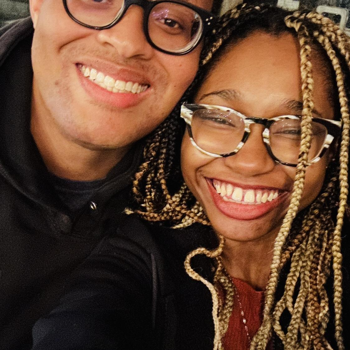 The first selfie as fiancés ☺️