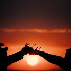 Honeymoon Fund: Sundowner Cocktails on Safari