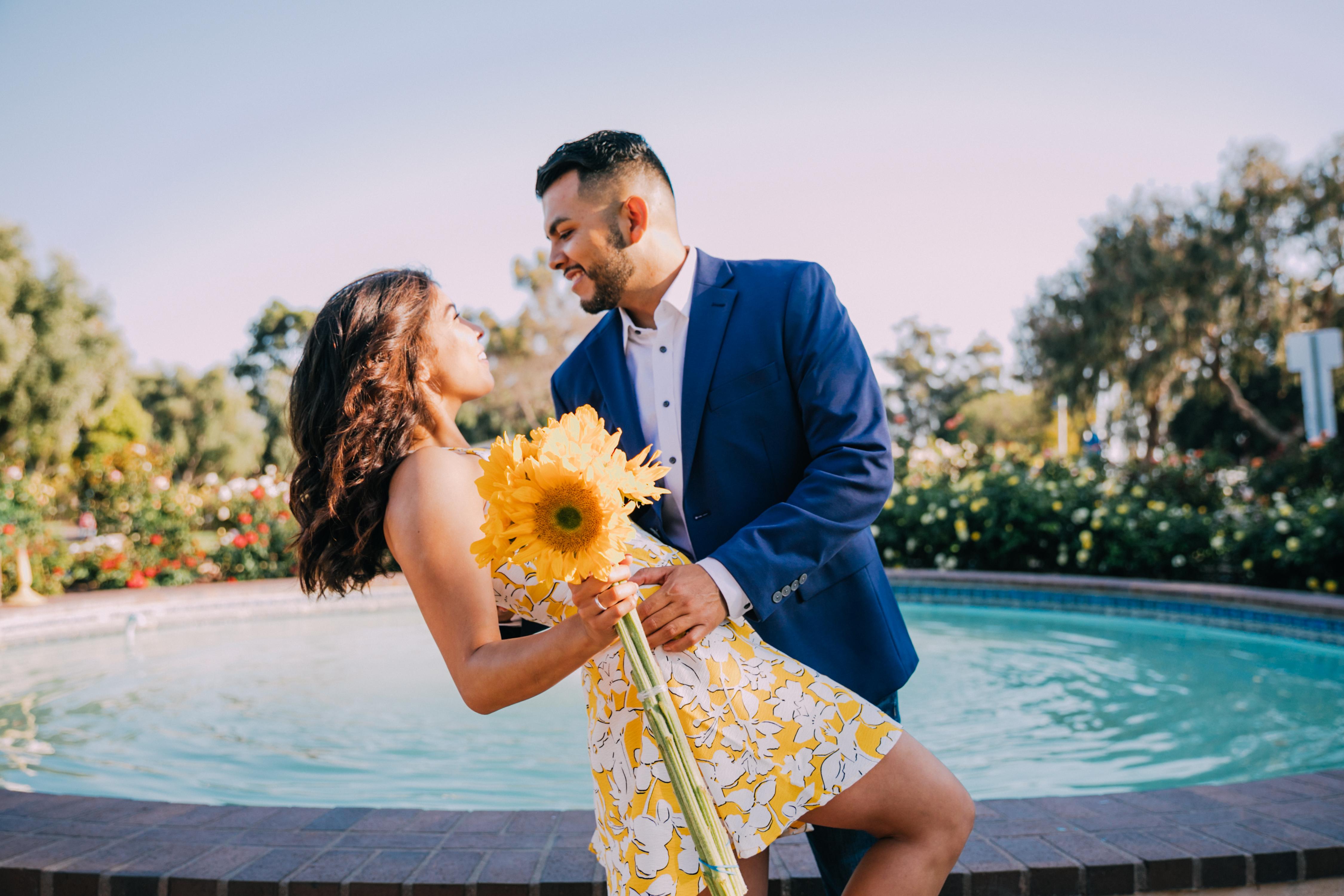 The Wedding Website of Vanessa Ruiz and Carlos Salazar