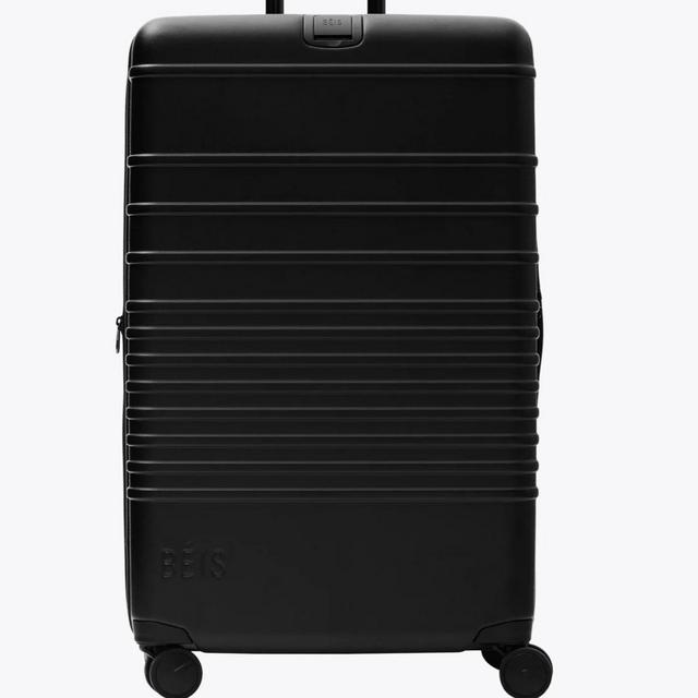 The Large Check-In Roller in All Black