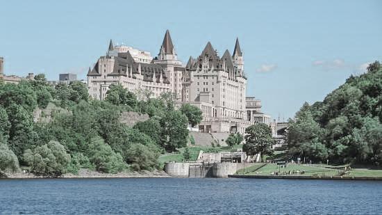 The Wedding Website of Brittany Leach and Scott Stewart