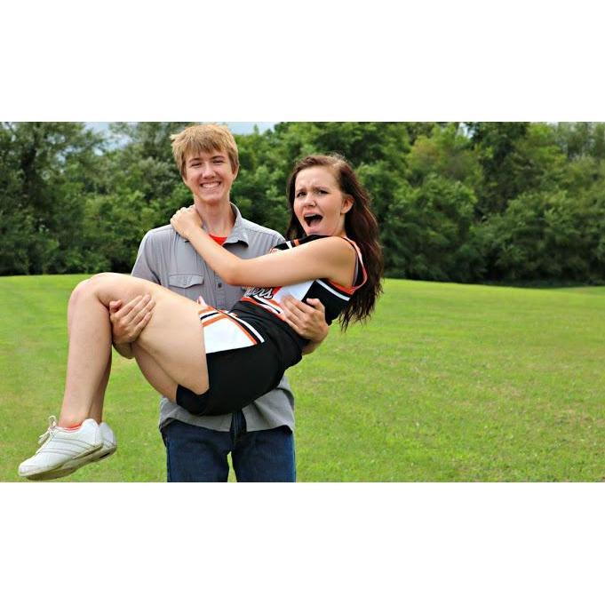Some couple photos during Kendra's senior photo shoot!