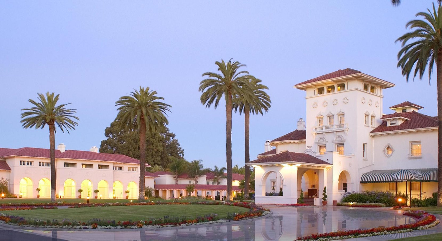 The Wedding Website of Amanda Stanitsas and Xristian Mohammed