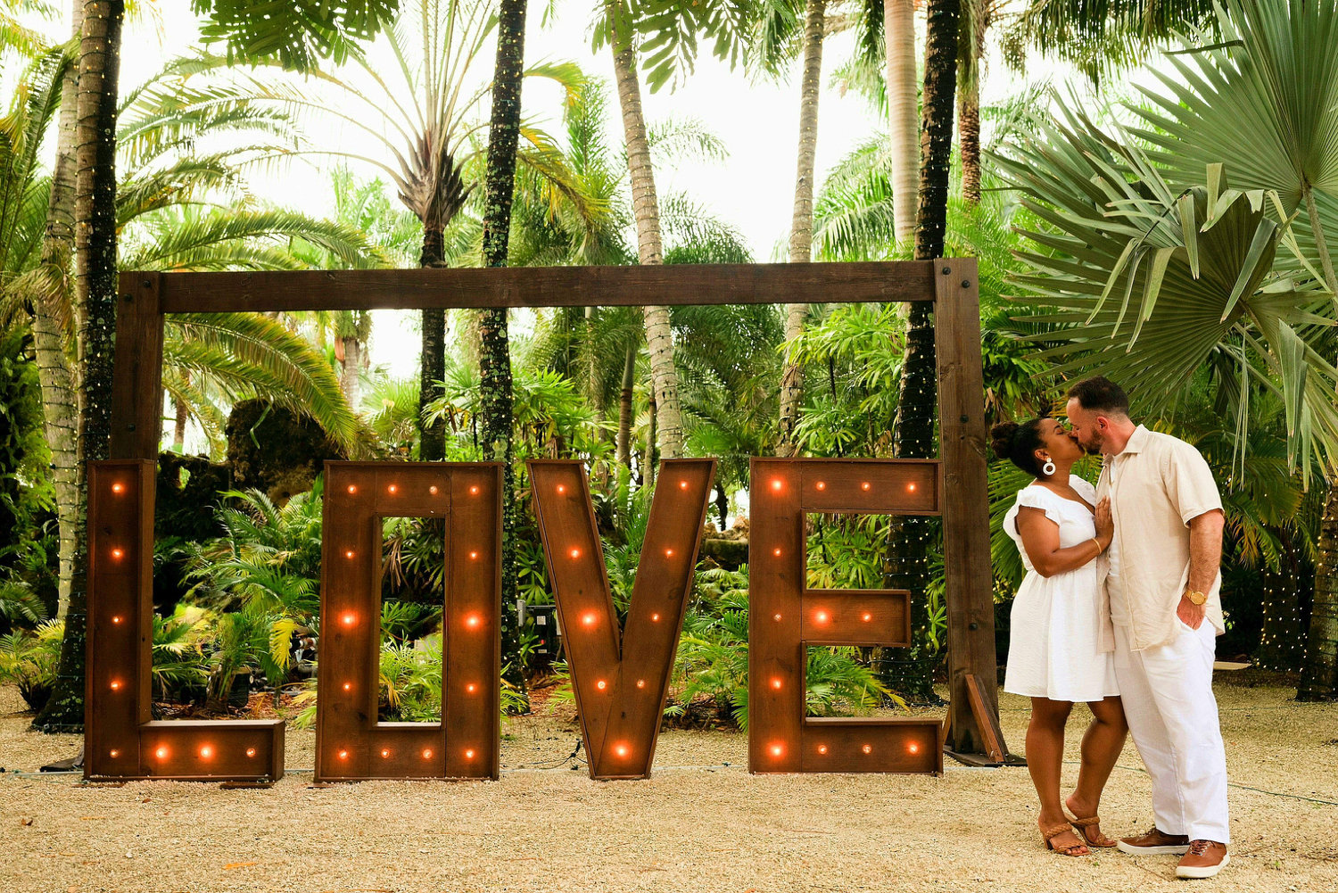 The Wedding Website of Dana Hodgson and Matthew Davis