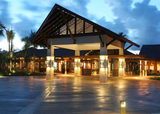 The Wedding Website of Nicole Cortes and Randy Acosta
