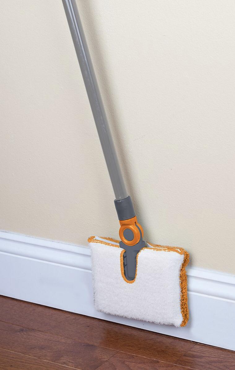 Casabella® Moulding Master Duster