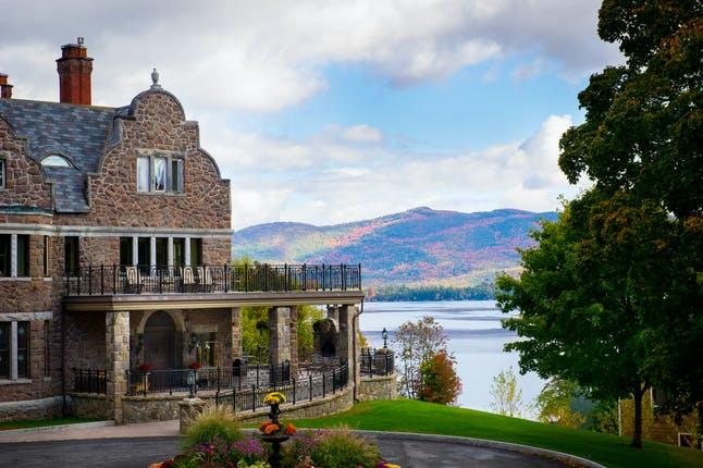 The Wedding Website of Ashton Villeneuve and Jamie McNamara