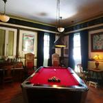 Station Bar & Curio