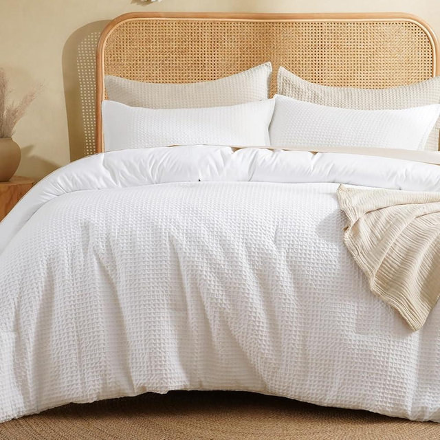David's Home Waffle Weave Comforter Set 3PCS Queen Size, Soft Breathable Lightweight Cozy Skin-Friendly Warm for All Season, Elegant Aesthetic Home Decor Bedding Set with Pillow Shams, White