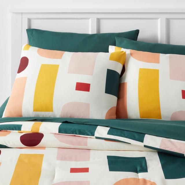 7pc Queen Savor Microfiber Reversible Comforter & Sheets Set - Room Essentials™
