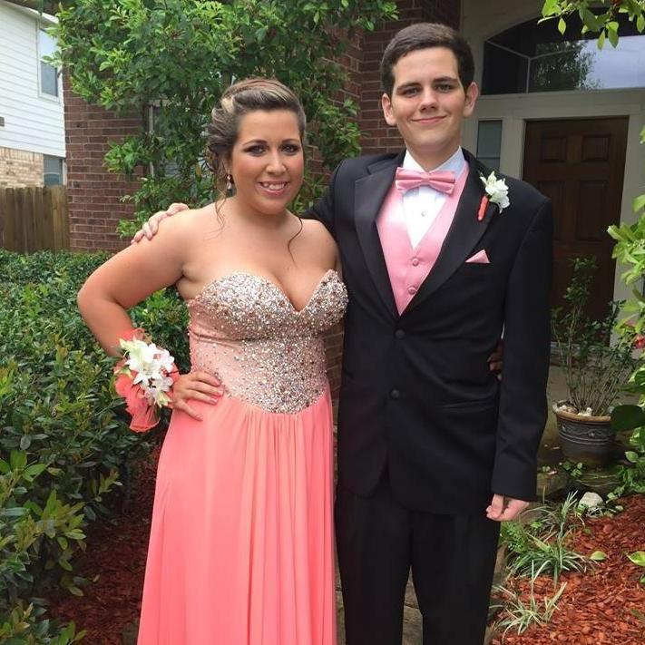 Brianna and Johnathan in 2015 going to senior prom.