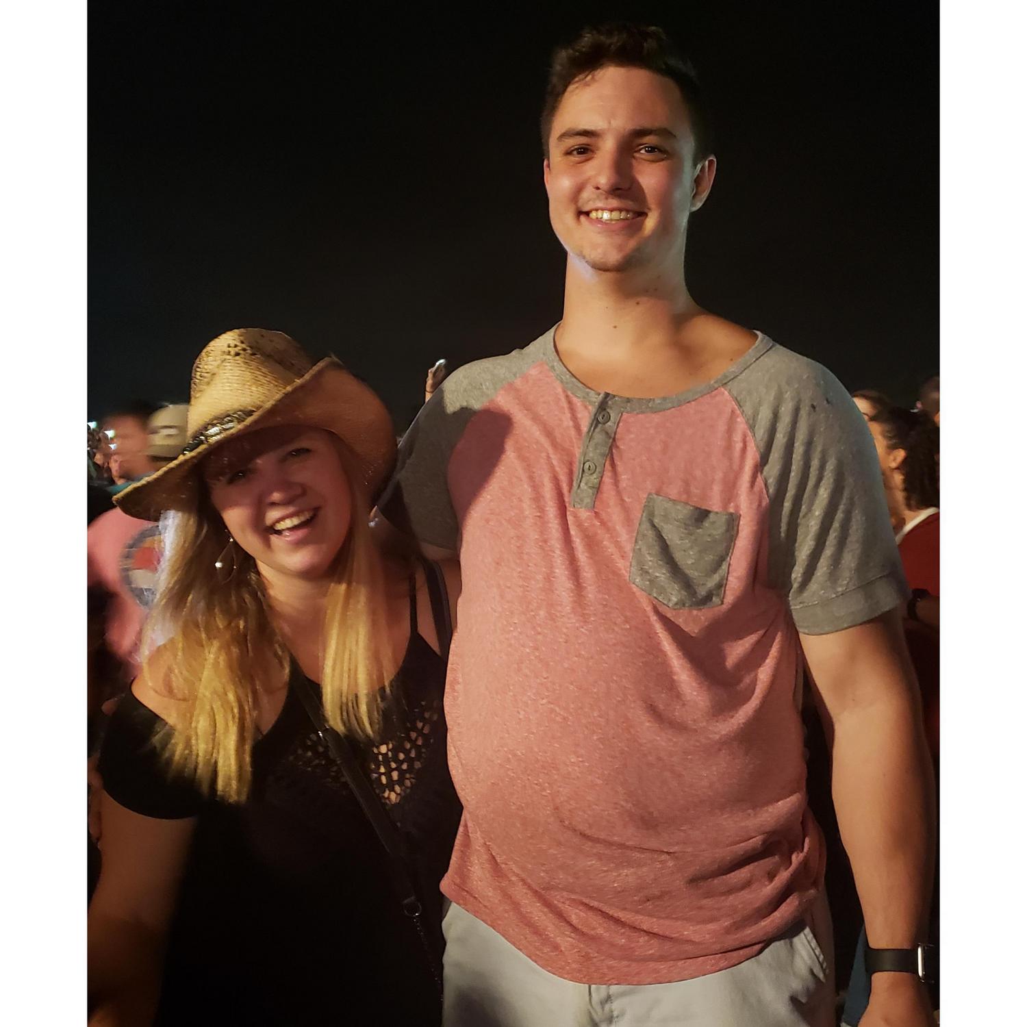 Jason Aldean Concert! Photo Date: 9/14/2019