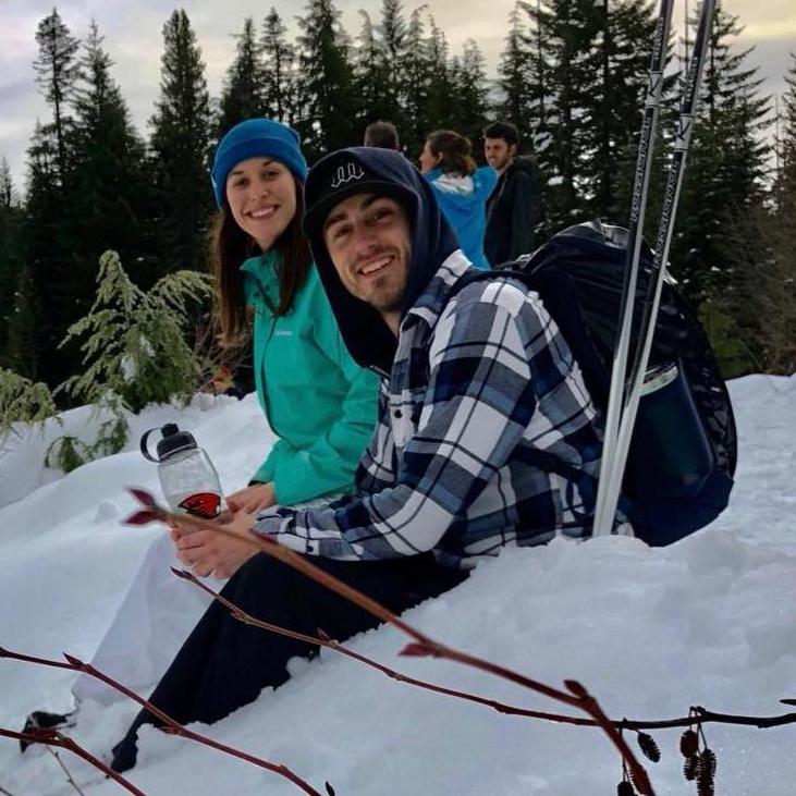 Crosscountry skiing around Trillium lake