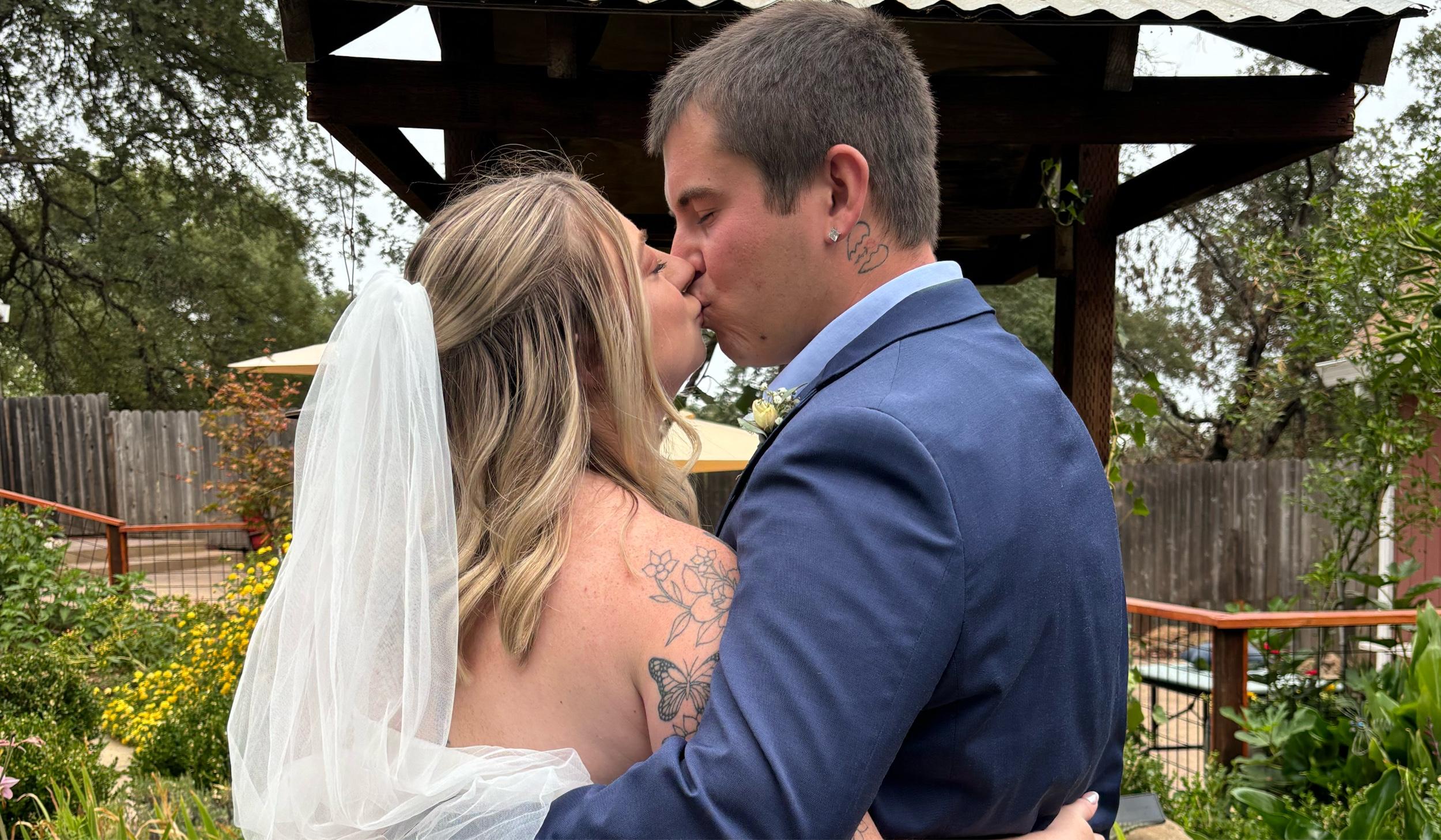 The Wedding Website of Alexandria Hartley and Dylan Hartley