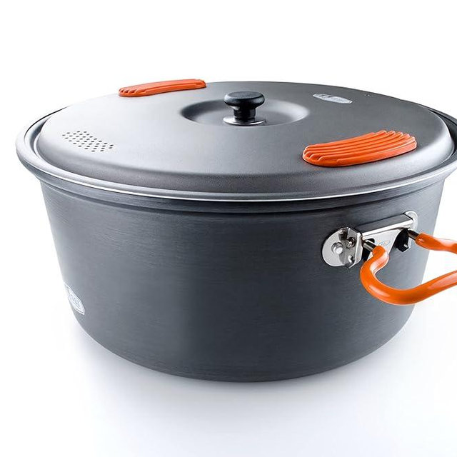 GSI Outdoors Halulite Aluminum Pot, Lightweight Hard Anodized Aluminum Camp & Backpacking Cookware with Lid & Folding Handle