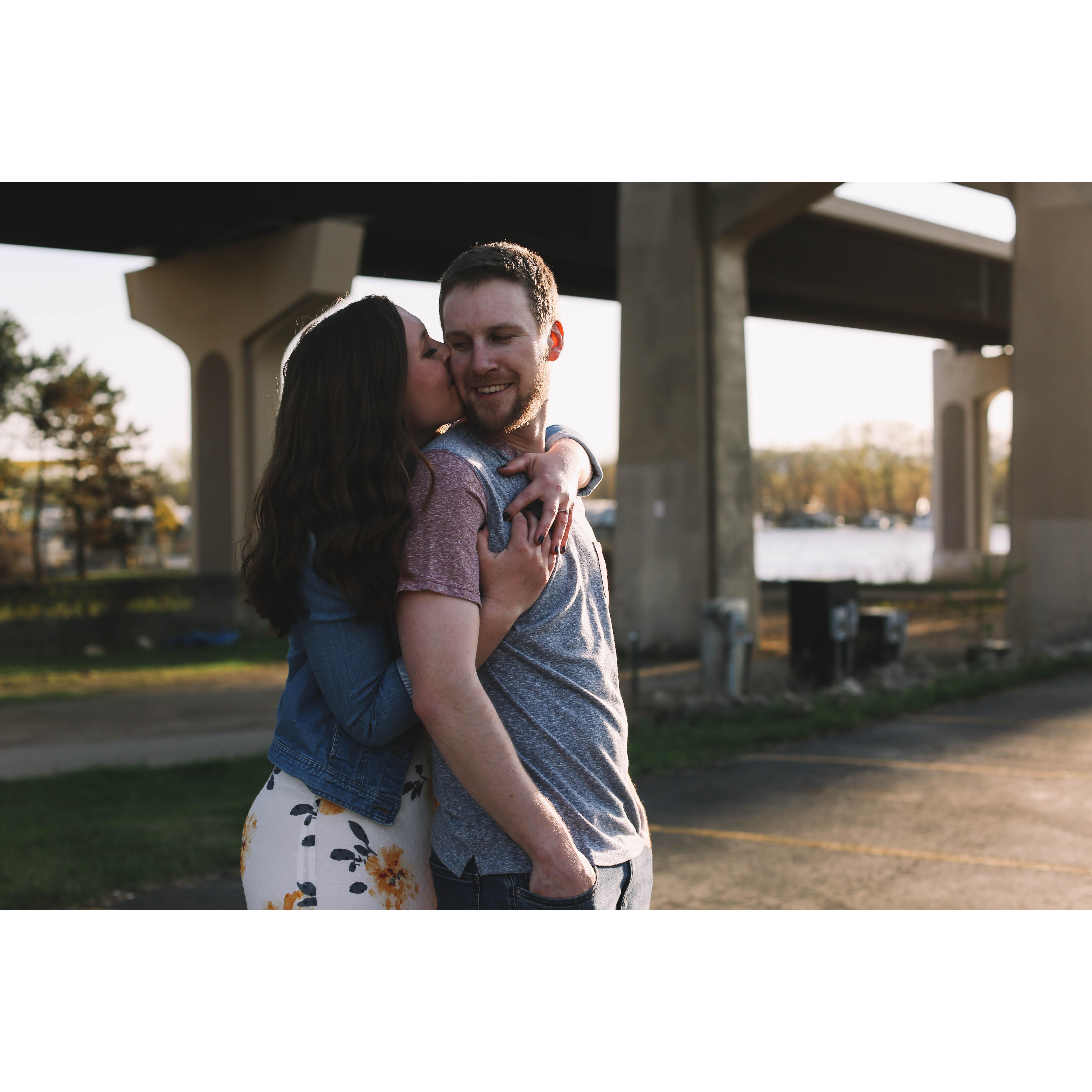 Engagement Photos: RMT Photography