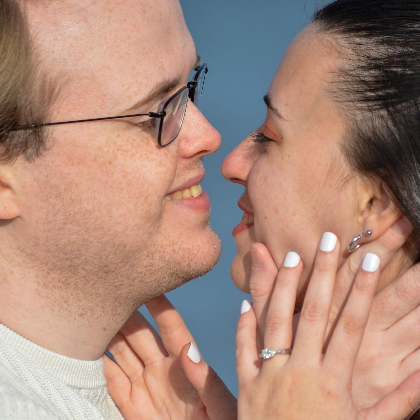 Thank you to Dee for these wonderful engagement photos! Go check out more of her work at @betweenthemomentsphotography on socials or https://betweenthemomentsphotography.pixieset.com